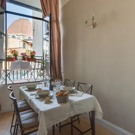 San Lorenzo Dome Appartement